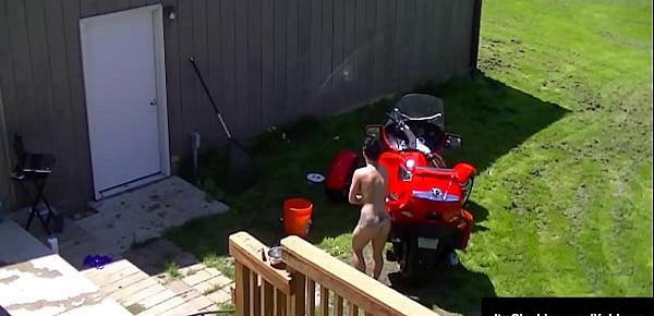  Shameless Naked Webcammer Its Cleo Fucks Her Asshole In The Backyard!